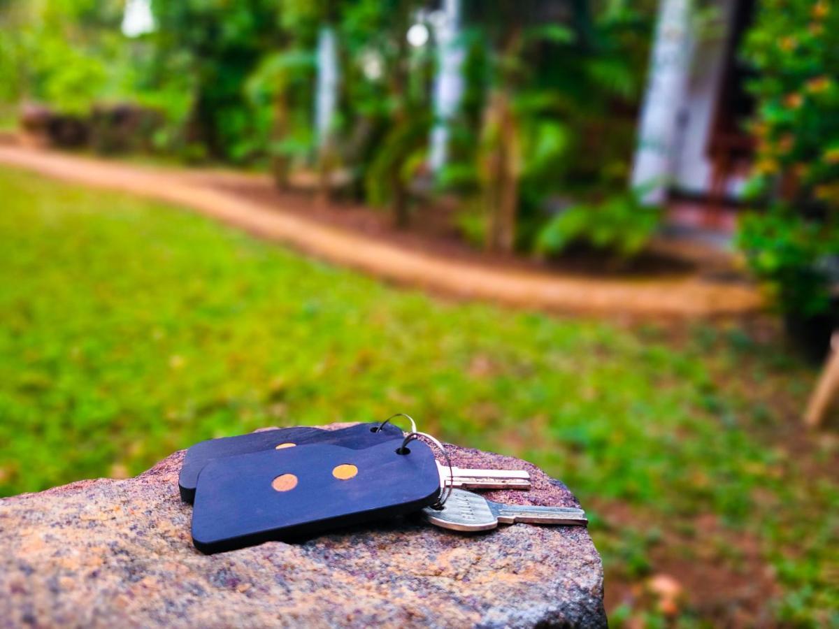Woodholic Homestay Sigiriya Luaran gambar