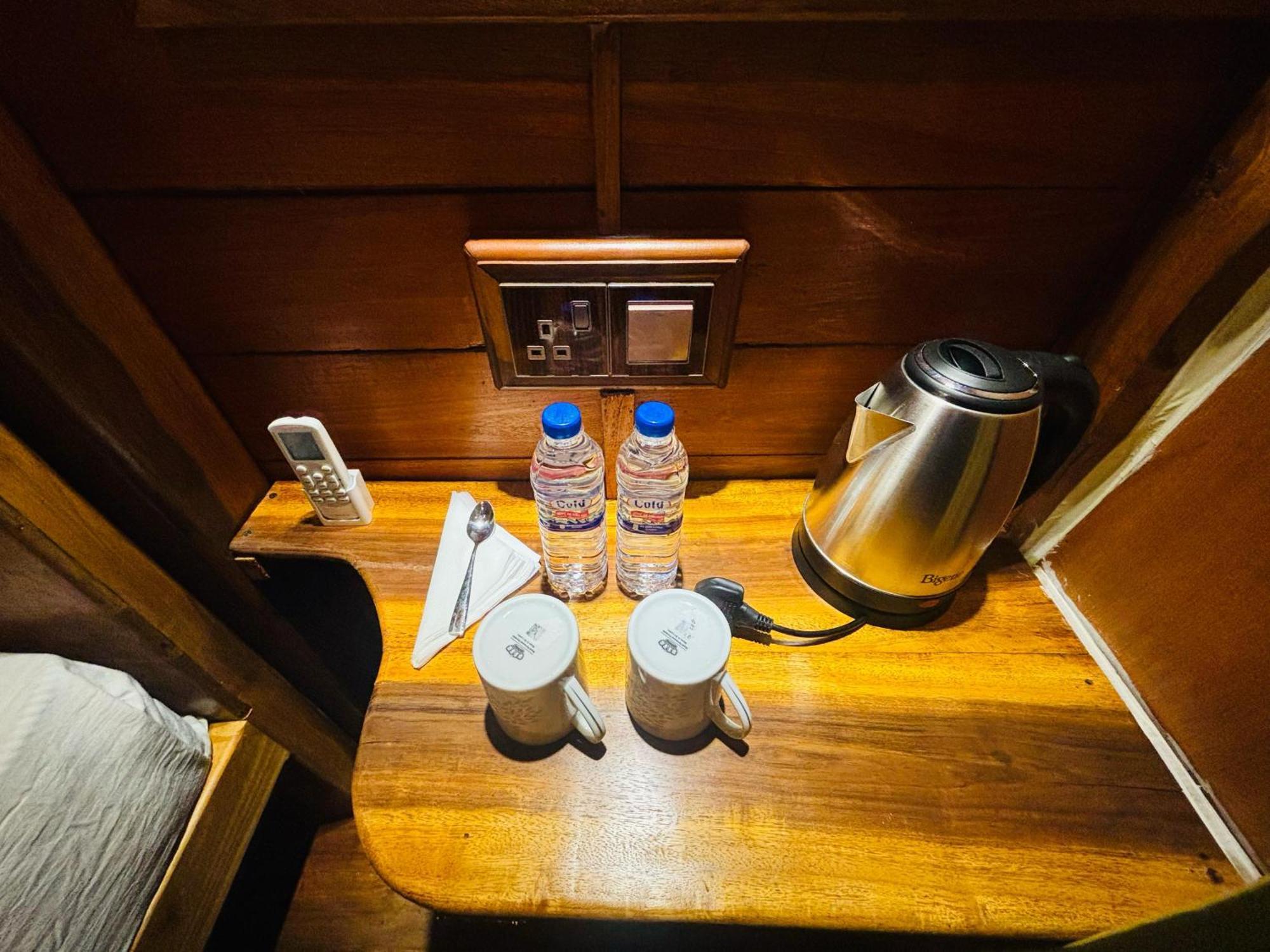 Woodholic Homestay Sigiriya Luaran gambar